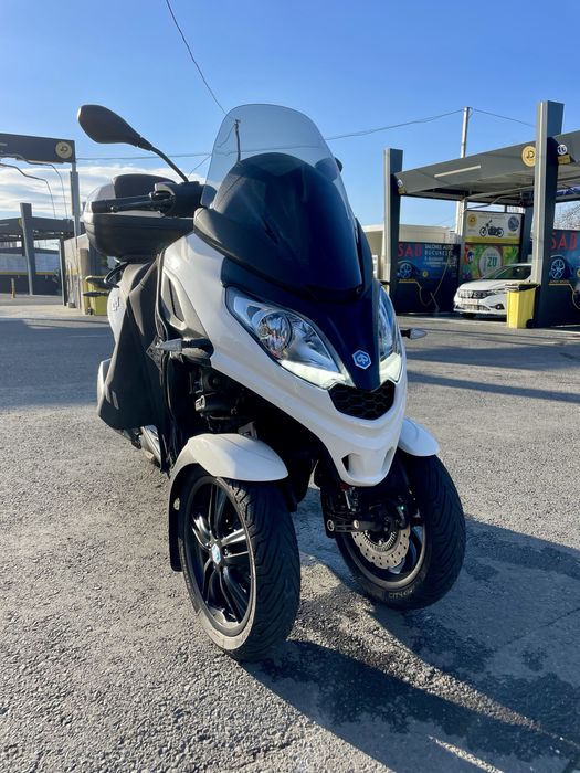 Piaggio MP3 300 HPE Sport - L5e categoria B