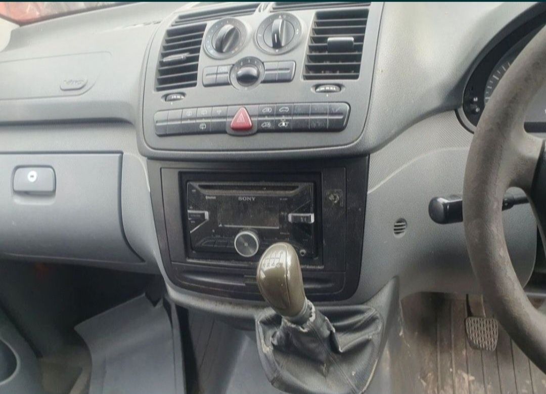 Dezmembrez mercedes vito 309 cdi complet , orice piesa
Sau se vinde co