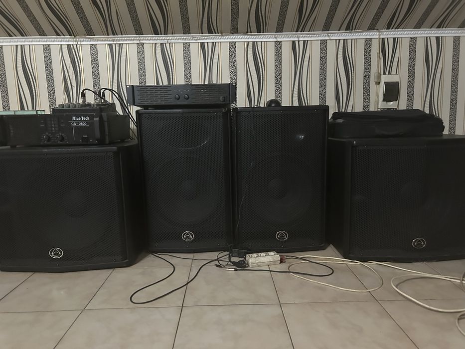 Inchiriez boxe pentru evenimente si petreceri private