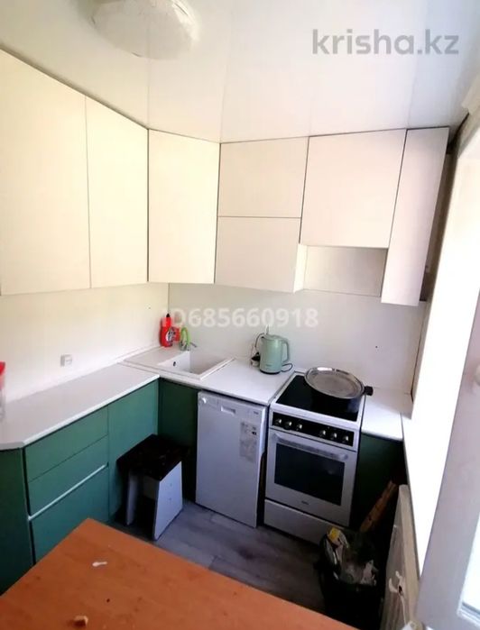 продам 4 х комнатный квартира.