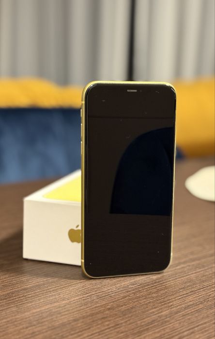 Iphone 11 Yellow, stare buna, liber de rețea