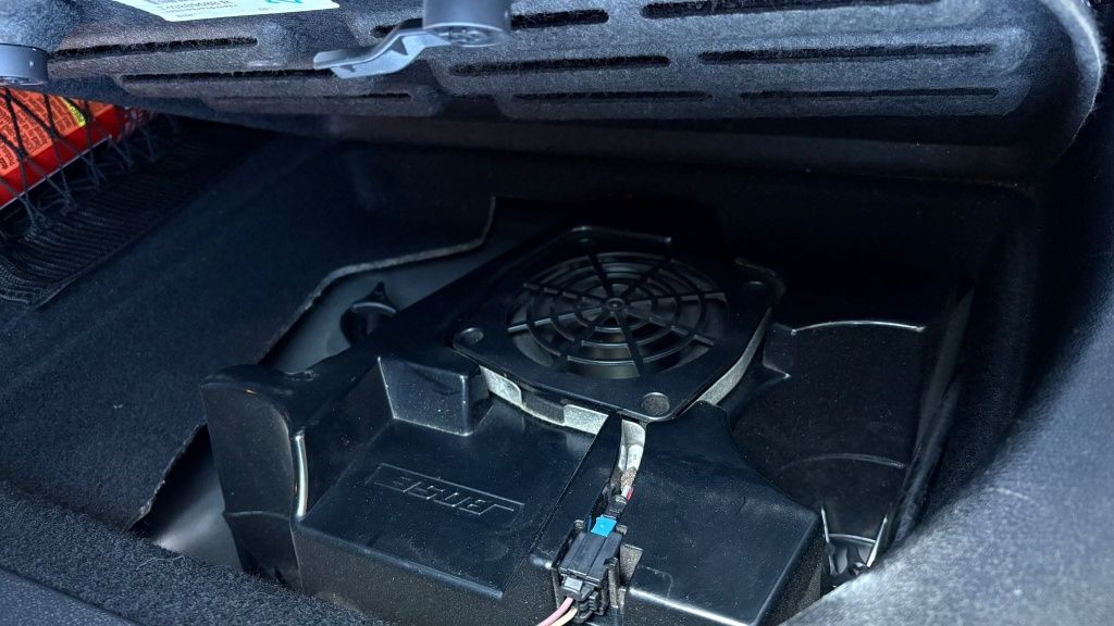Laguna 3 1.5 2012 Bose edition