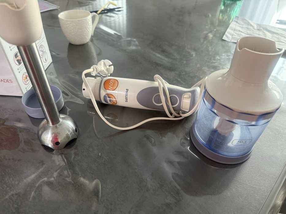 Продам блендер филипс