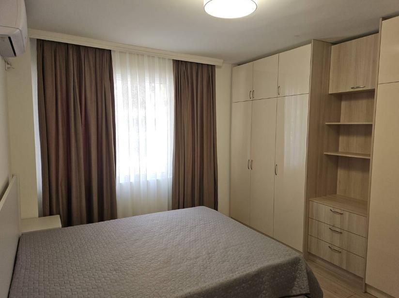 Дава се под наем Тристаен апартамент в Пловдив, Център - 91 кв.м за 652.8 € - Снимка #5