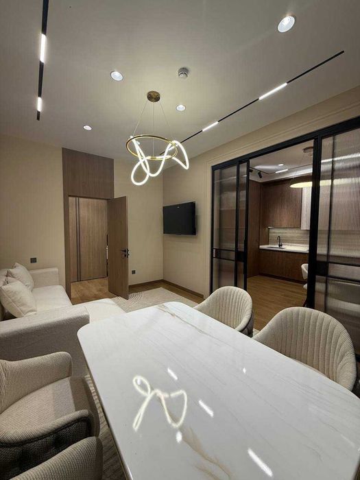 продается 4/4/15
новостройка 
ЖК Oz Mahal