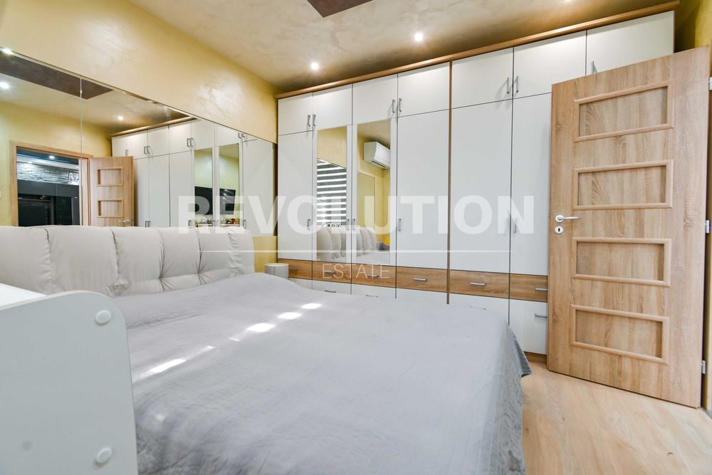 Продава се Тристаен апартамент в София, Люлин 4 - 81 кв.м за 2223 €/кв.м - Снимка #4