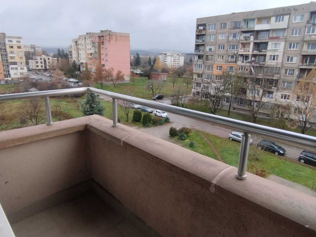 Дава се под наем Двустаен апартамент в Перник, Изток - 60 кв.м за 331.5 € - Снимка #10