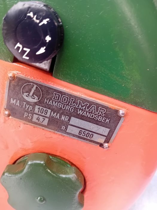 Vând drujba Dolmar CC 109
