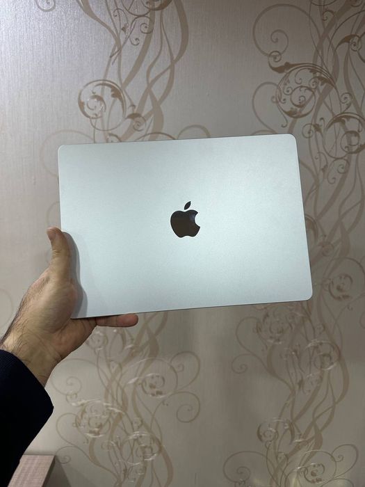 Macbook Air 13inch  pachka