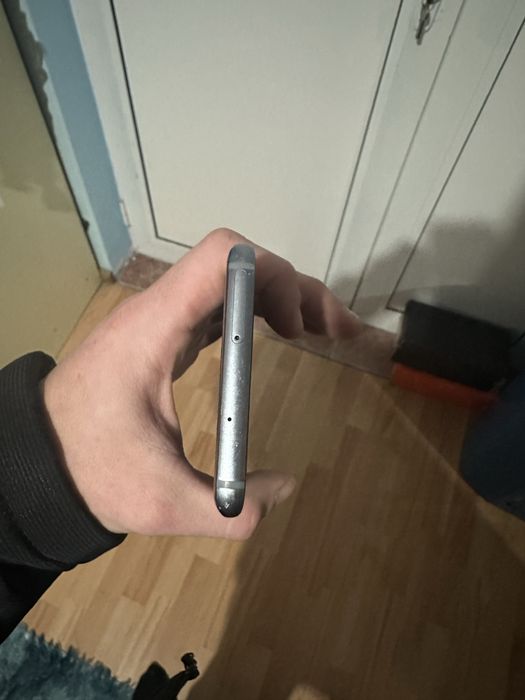 Vand samsung S7 edge NEFUNCTIONAL