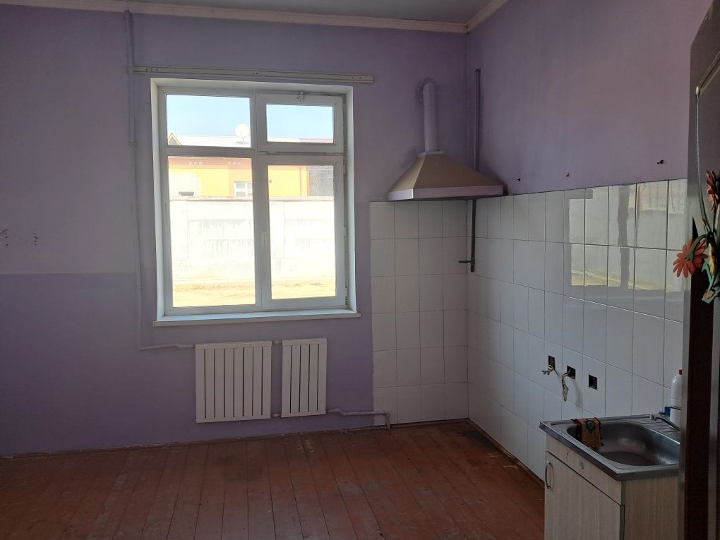 4 xonali katej ijaraga beriladi
