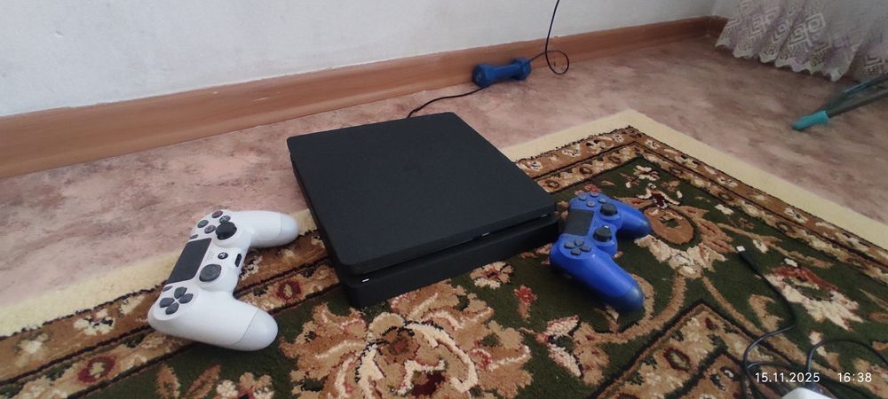 Play station 4 сатылымда