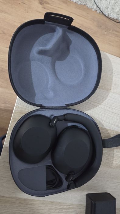 Casti Sony WH-1000XM6