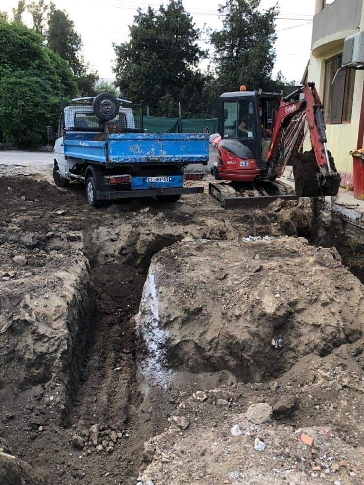 Mini excavator 2,5 t