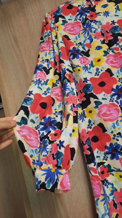 Rochie vaporoasa de vara, imprimeu floral