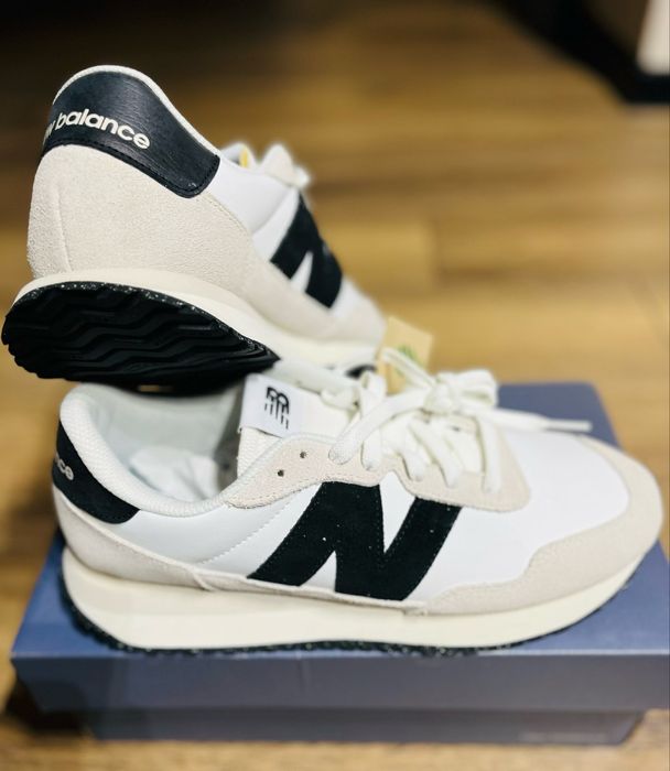 Маратонки New Balance мъжки, оригинални, нови.