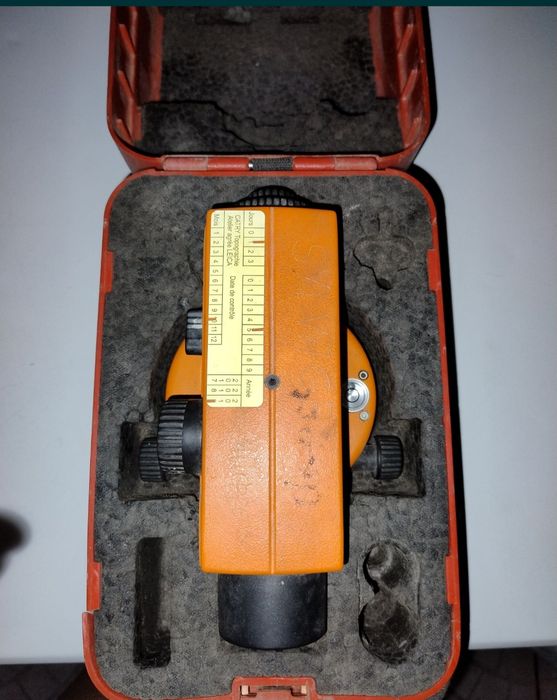 Nivelă optică Leica Wild NA20