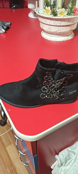 Ghete damă cu lanț