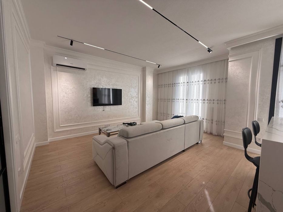 Продам ЖК Виа Порт ор. Ресторан Караван