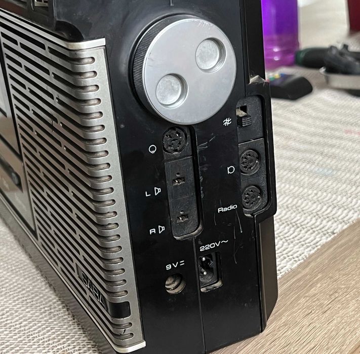 Casetofon retro SABA RCR 394 Stereo – Piesă de colecție anii ’80