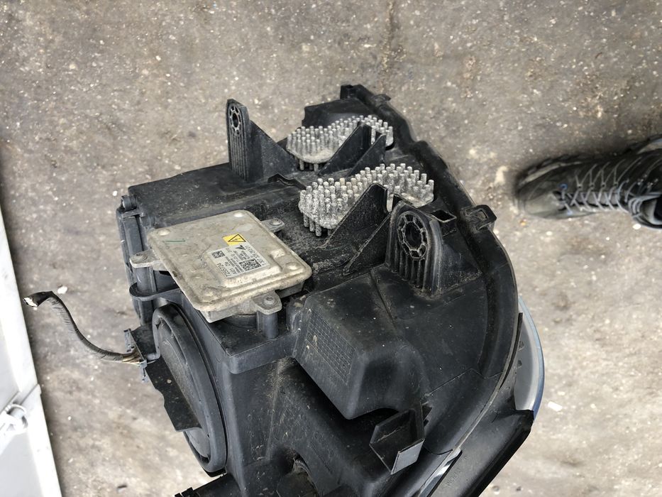 Фарове лед ксенон бмв х3 Ф25 ( farove led xenon bmw x3 F25 )