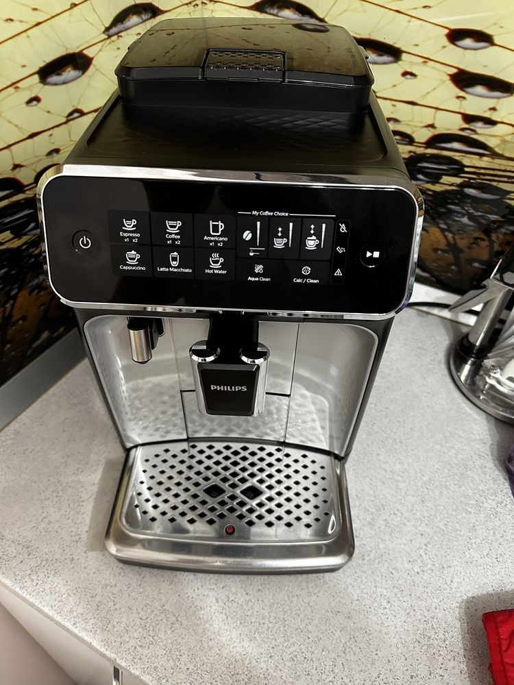 Espressor automat PHILIPS Seria 3200 LatteGo