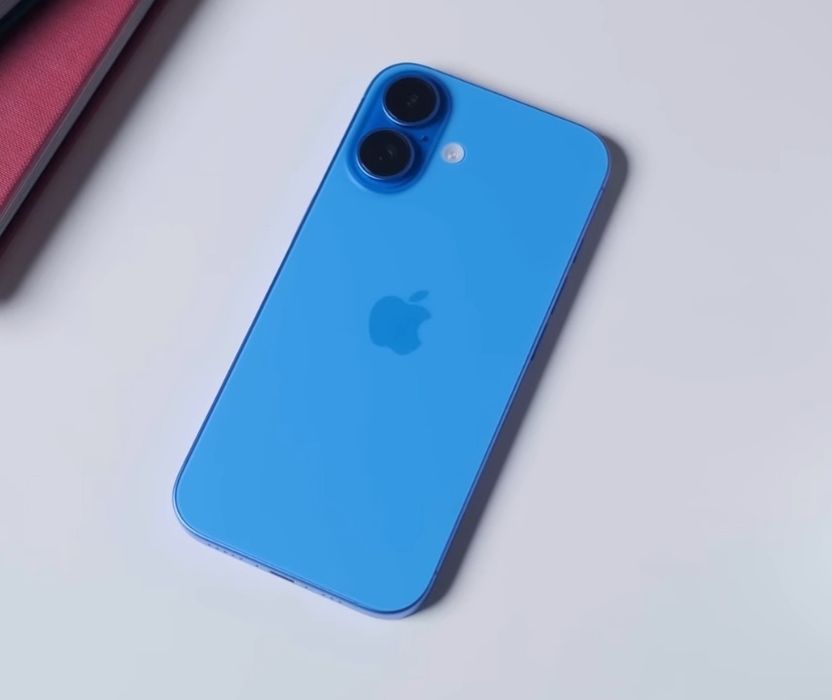 iPhone 16 Ultramarine, Memorie 128GB, 100% Baterie - NOU LA CUTIE