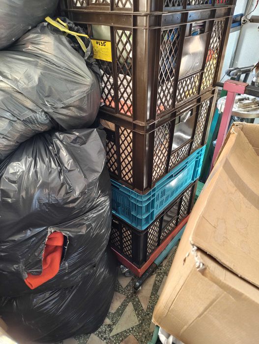 Caciuli, bandane, Strampi si haine SH calitatea I