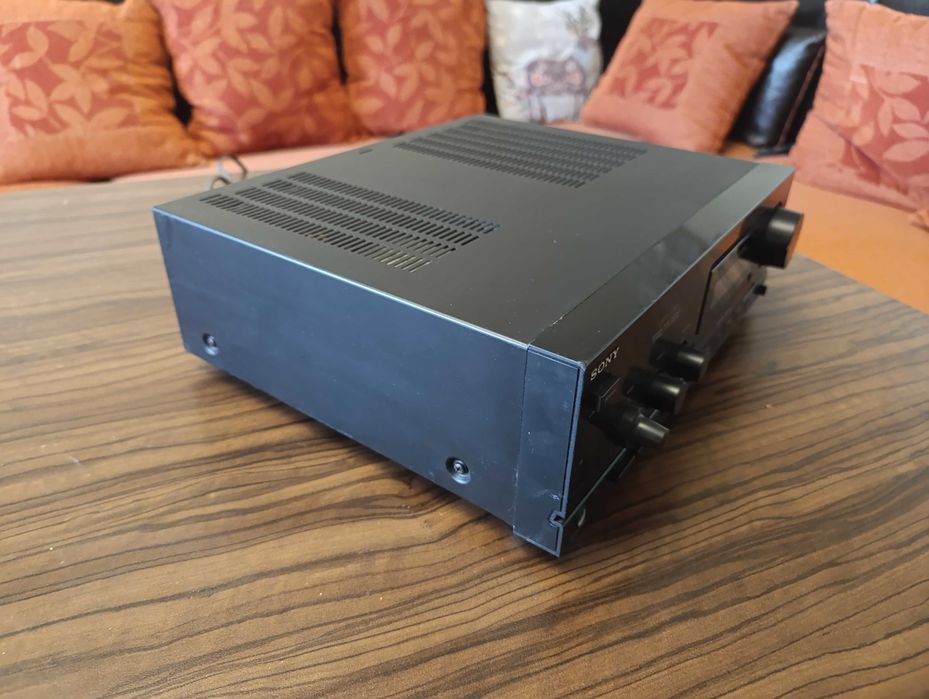 Продавам SONY stereo amplitude