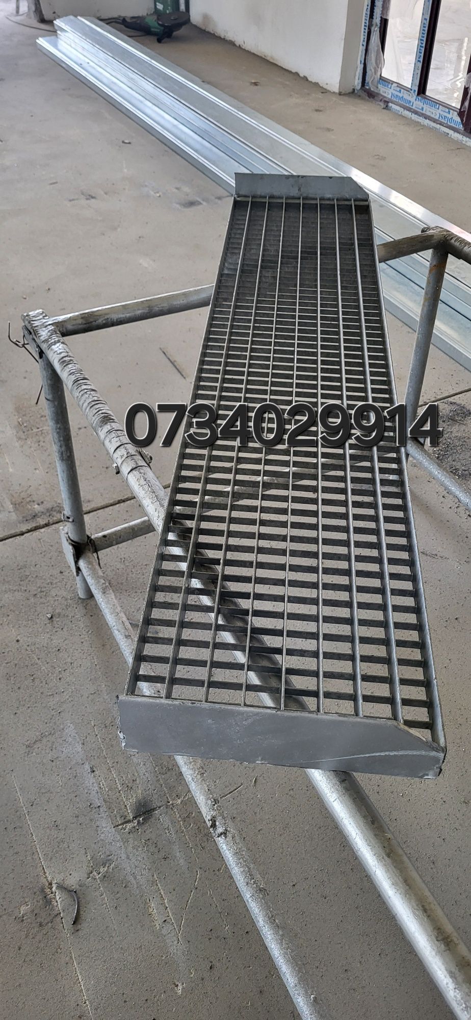 Trepte metalice zincate