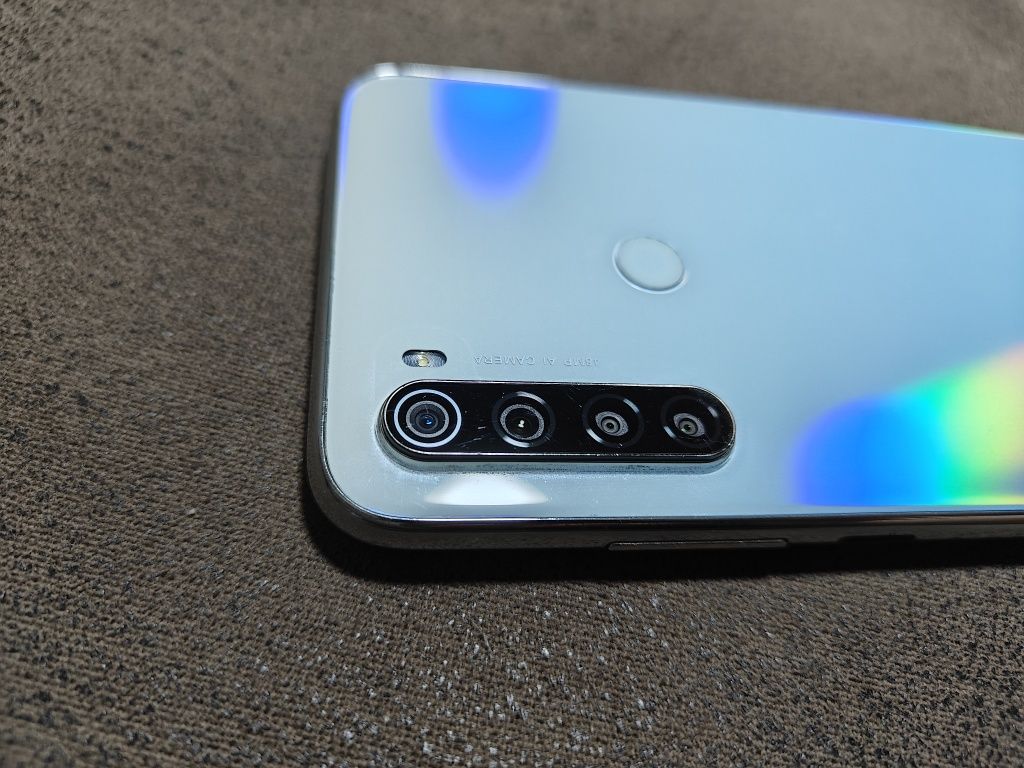 Redmi note 8 4/64 гб