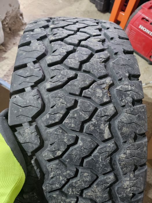 Гуми 315/70R17 CST SAHARA AT2