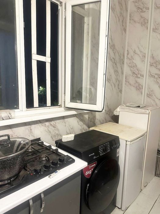 Чиланзар 12 Кв Кизла Оила 1 Хона 2 Хона Килинган Хамма Шароитлари бор