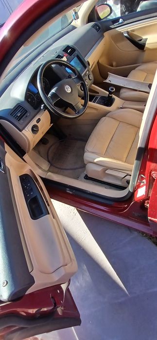 Vând sau dezmembrez ! 2.500 €