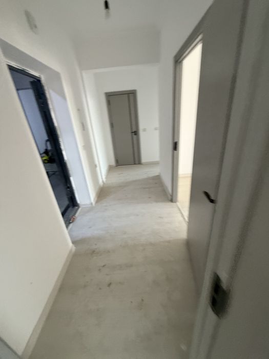 Срочна квартира сотилади яшнабод тумани чикадов метро енида