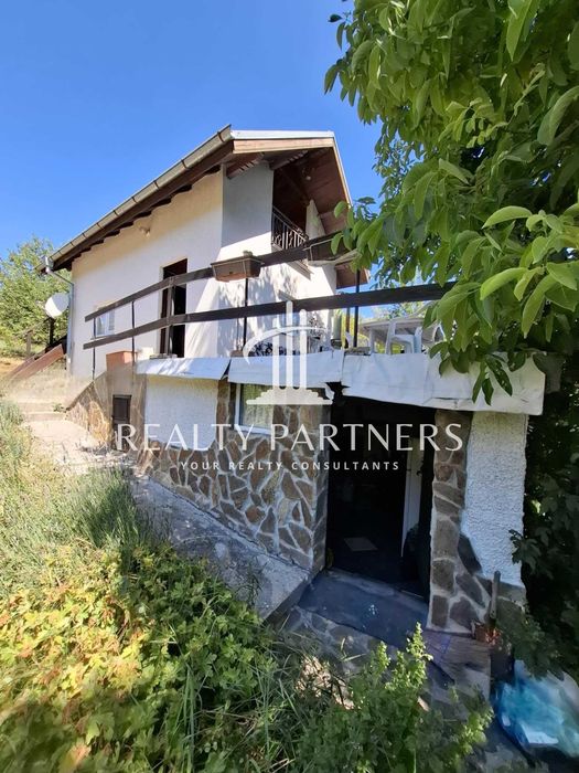 Продава се Къща в с. Ярославци, Област Перник - 60 кв.м за 582 €/кв.м - Снимка #2