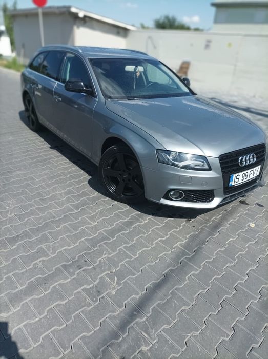 Vând audi A4 b8 motor 2.0