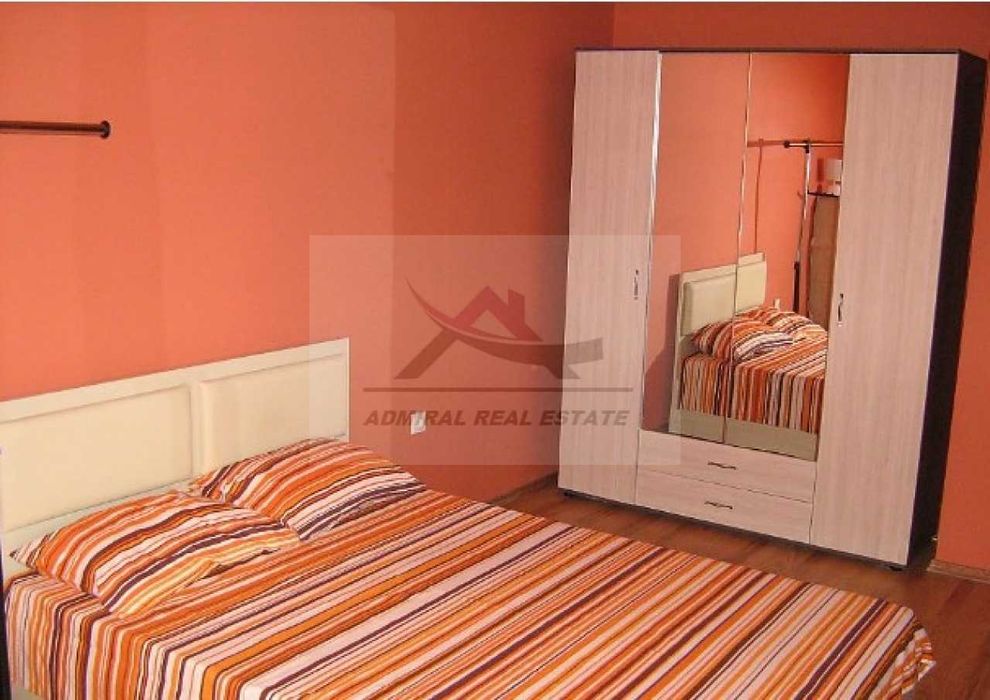 Дава се под наем Тристаен апартамент в Варна, Гръцка махала - 130 кв.м за 600 € - Снимка #2