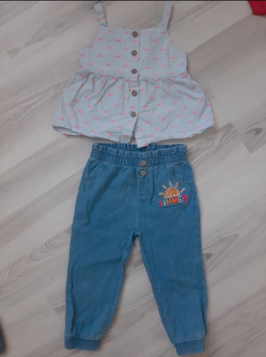 Set pt fetițe mărimea 92