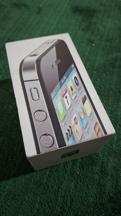 Iphone 4s ideal holatda
