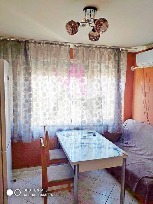 Дава се под наем Четиристаен апартамент в Варна, Лятно кино Тракия - 115 кв.м за 700 € - Снимка #1