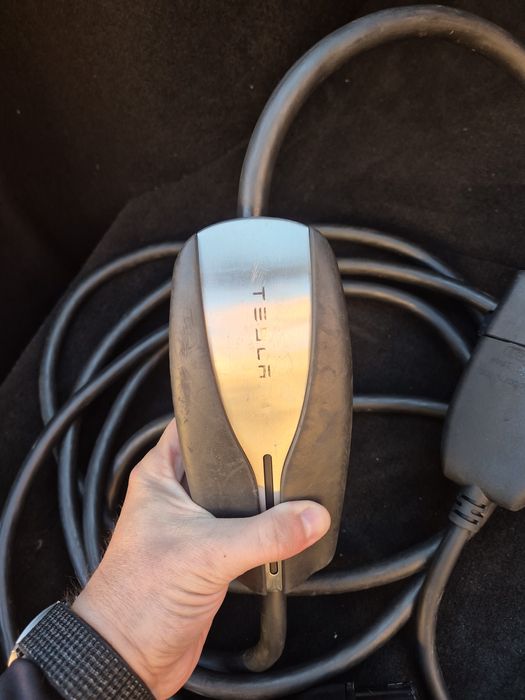 Tesla Mobile Connector 5м. 3.7KW