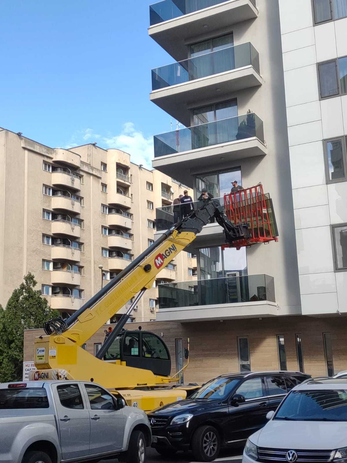 De inchiriat Manitou Magni 5 tone 30 metri (manitou,manitu,telescopic)