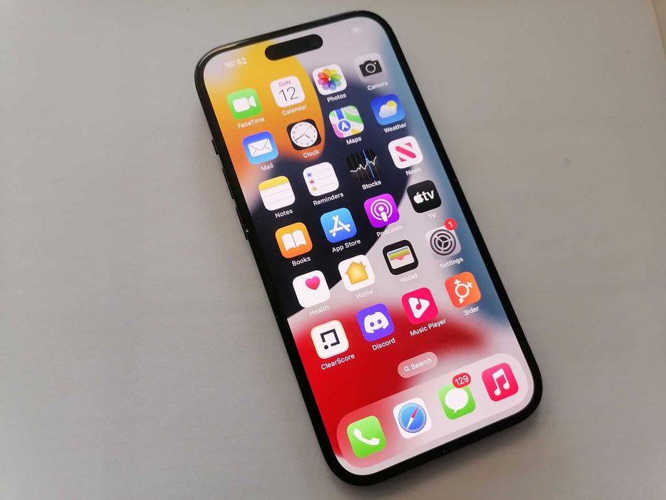 Мобилен телефон Apple Iphone 15 128GB 92%