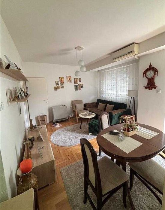 Дава се под наем Двустаен апартамент в Бургас, Възраждане - 63 кв.м за 178.5 € - Снимка #3