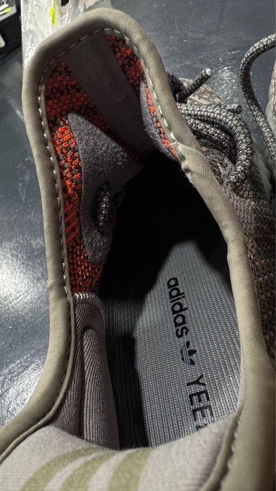 Vand adidas yeezy boost 300