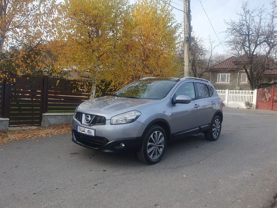 Nissan Qashqai 2.0 dci, 4x4, Climatronic, interior piele, panoramic