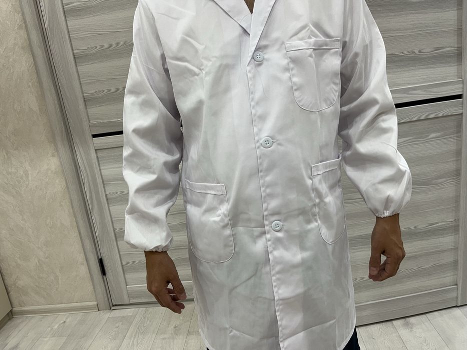 Мужской медицинский халат