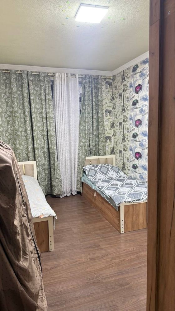 3 хонали 1-этаж 100кв.м². + Подвал 100кв.м². Ор: шарк, ягона дарча
