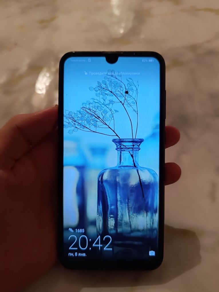 Huawei Y7 сатылады!